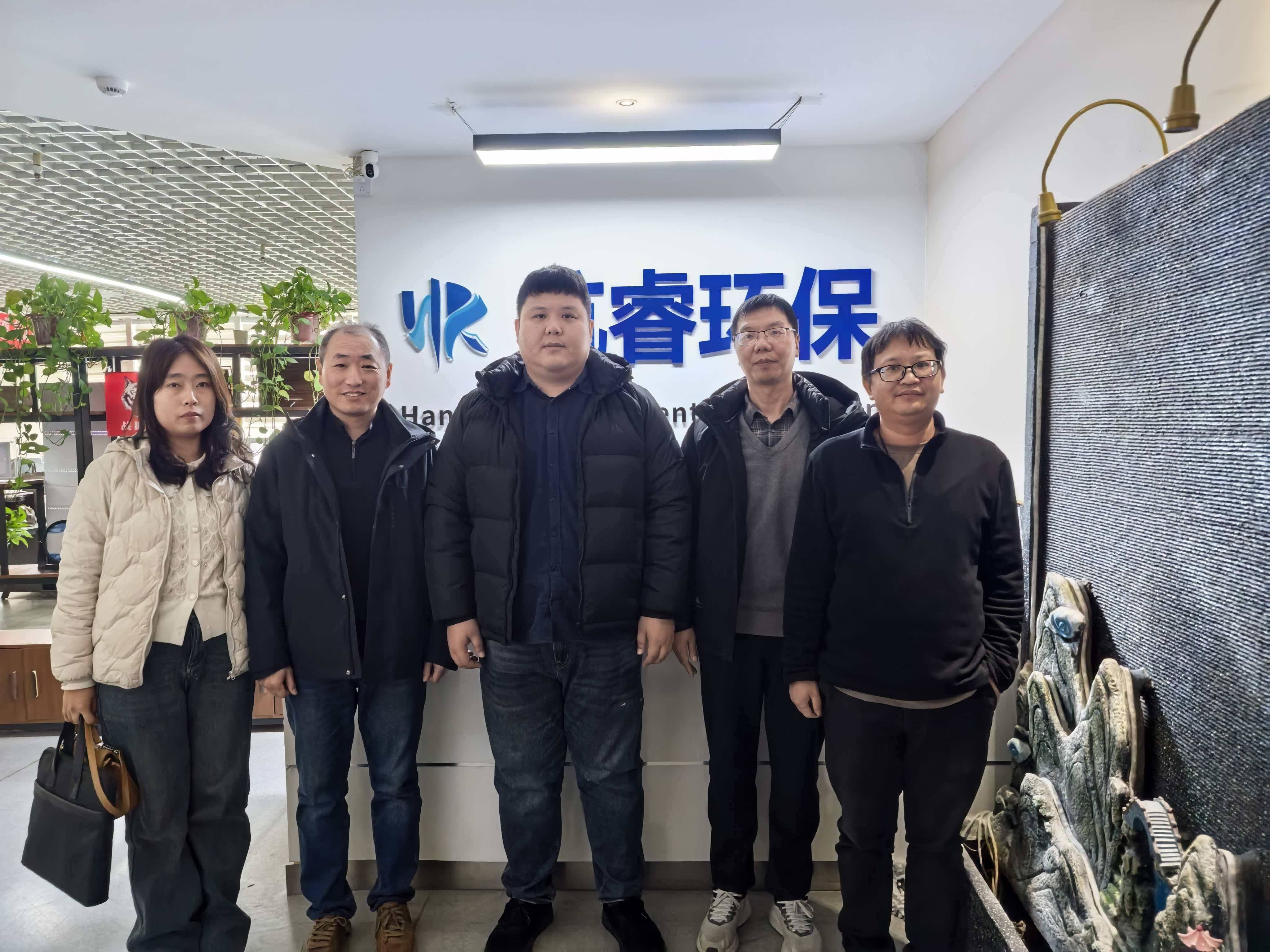 48fa3d0804d1465b4cddb1c1491c9c1b